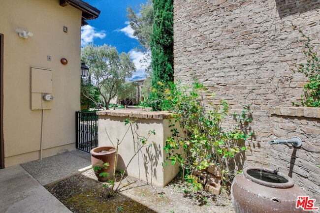 Photo - 24 Still Water