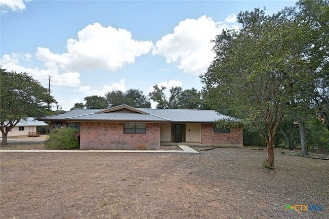 Photo - 788 Mary Preiss Dr