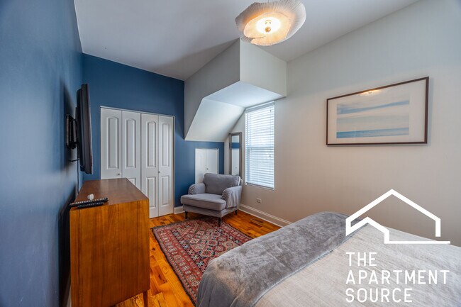 Photo - 2833 N Spaulding Ave Unit D1