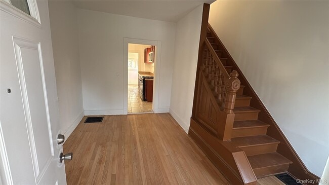 Photo - 20 Benton Ave