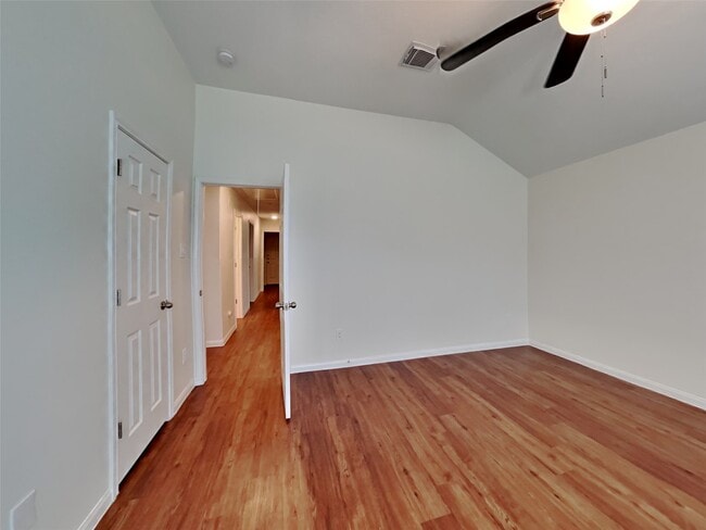 Photo - 3906 Hawthorn Glen Ct