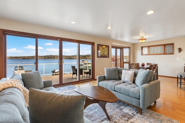 Photo - 10507 Rainier Ave S Unit ID1342433P