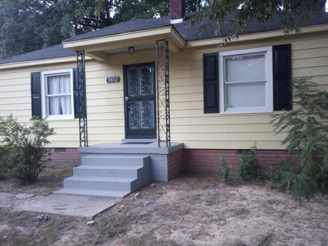 Building Photo - 3812 Rhodes Ave