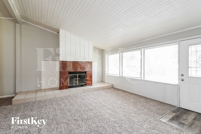 Photo - 3045 Kingsley Dr