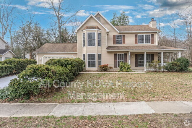 Building Photo - 3528 Pine Cone Cir Rental