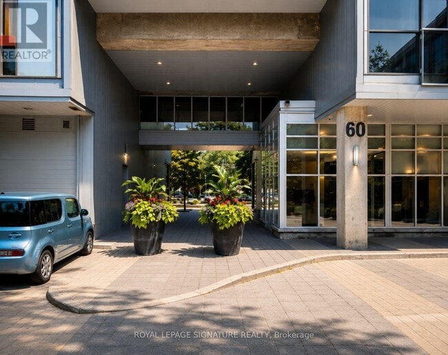Photo - 60 Bathurst St Unit 210