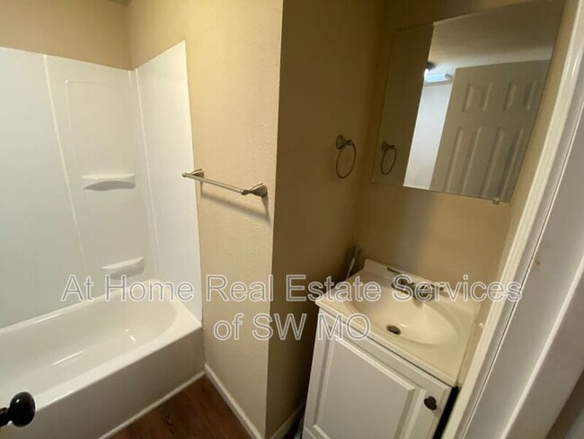 Photo - 1400 S Campbell Ave Unidad Apt #216