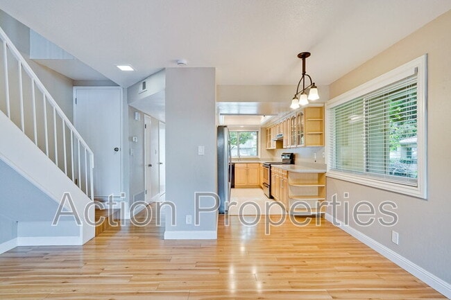 Photo - 1963 Landess Ave