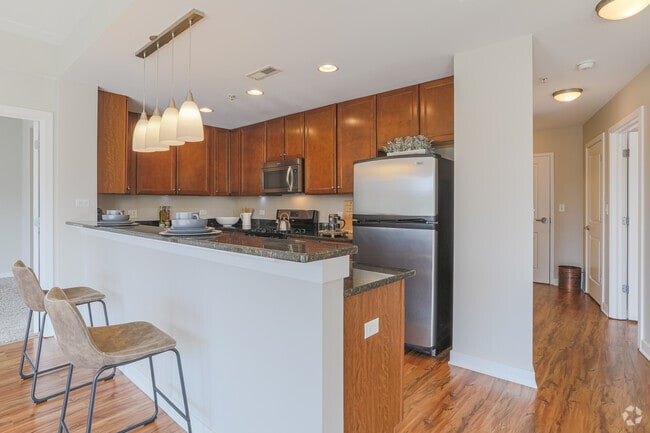 2 BR, 2 BA - Kitchen