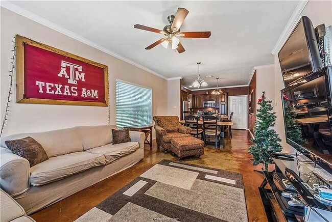 Photo - 1403 Medina Dr