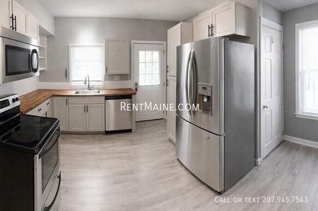 Photo - 454 S Main St Unit A