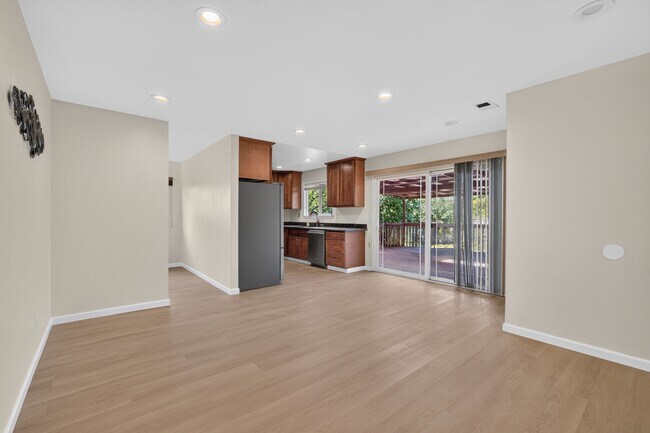 Photo - 192 S Bernardo Ave