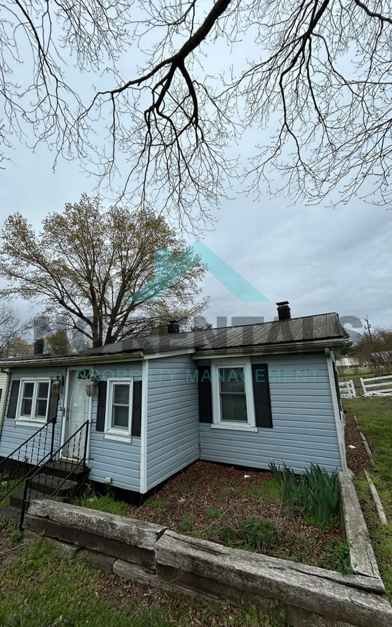 Photo - 715 3rd Ave