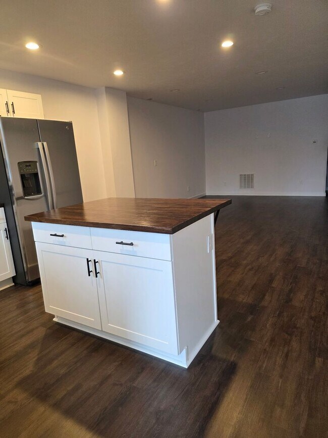 Photo - E. 38th Avenue Duplex's Unit 1311