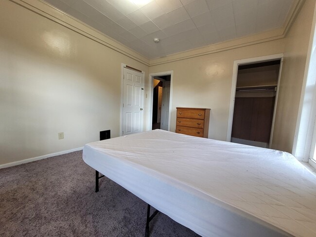 Photo - 90 Conklin Ave