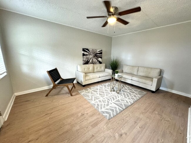Photo - Renovated 2 Bedroom Jacksonville Heights Duplex Apartment