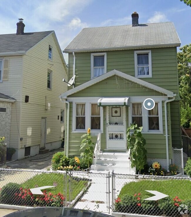 Building Photo - 143-07 119th Ave Rental