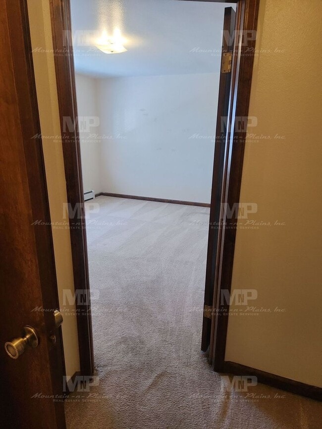 Photo - 1624 Azalea Dr