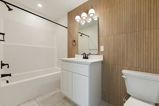 Photo - The Benedict