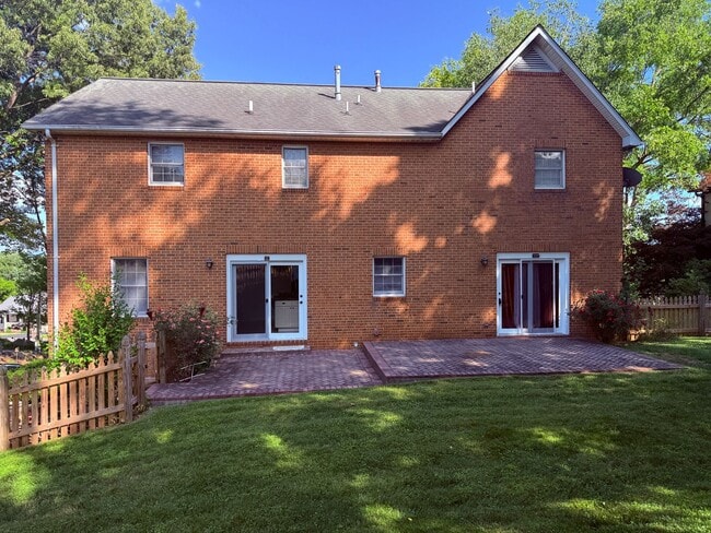 Photo - 2 Story Brick Home in Johnson City