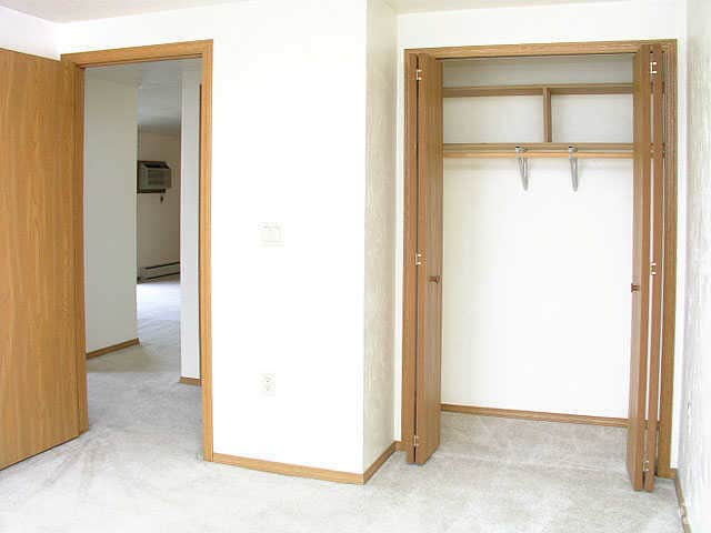 Second Bedroom - Koslo Park
