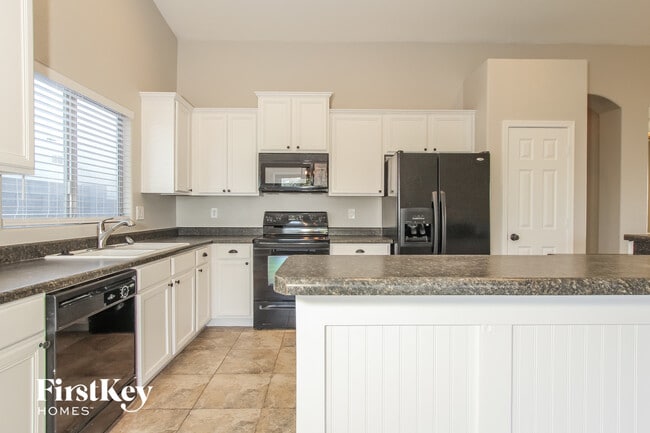 Photo - 14521 N 145th Dr