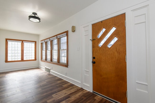 Photo - 2028 S 85th St