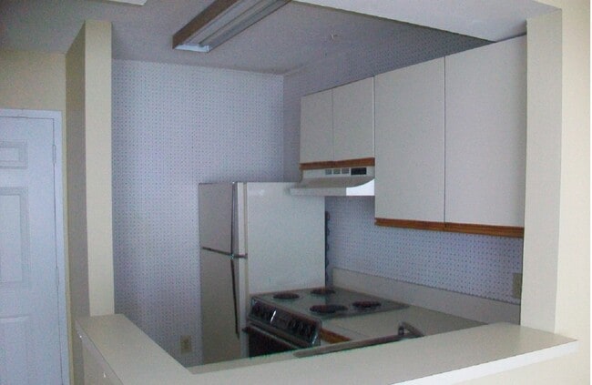 Photo - 1600 Park Cir