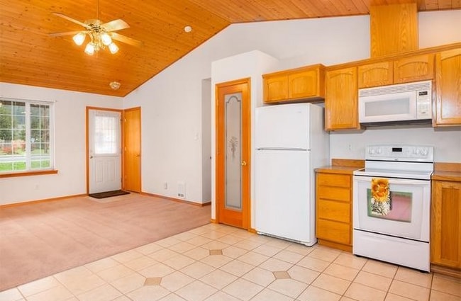 Photo - 761 Sauk Ave