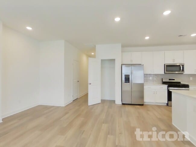 Photo - 1362 Georgetown Dr