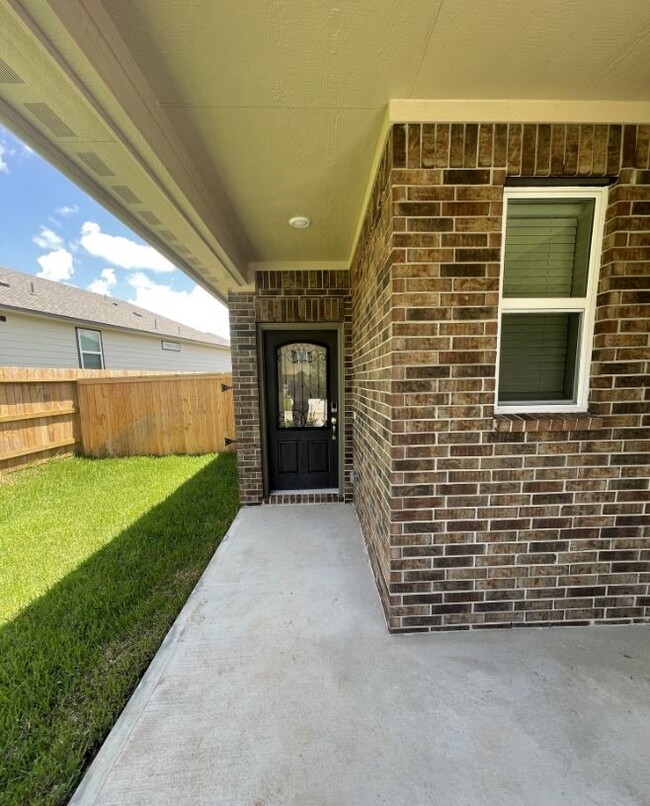Photo - 7052 Silverleaf Oak St