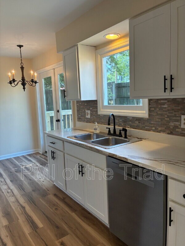 Photo - 300 Worth St