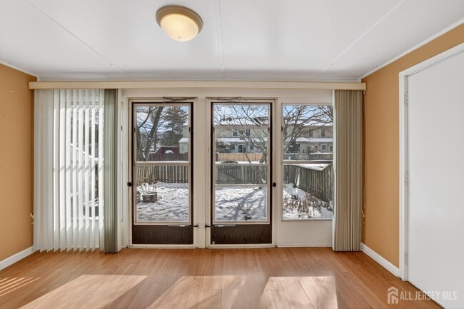 Photo - 41 Van Pelt Ct