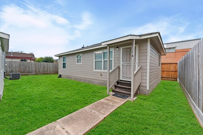 Photo - 2024 Jean St