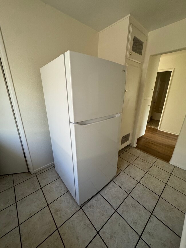 Photo - 618 Ammunition Rd Unit 618