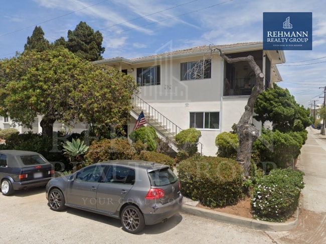 Photo - 4235 Kendall St