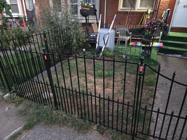 Photo - 2445 Brookwood St