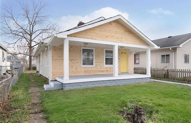 Building Photo - 241 S Temple Ave