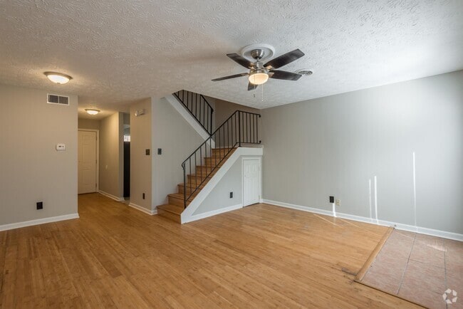 Building Photo - 114 Ladbrook Ln Rental