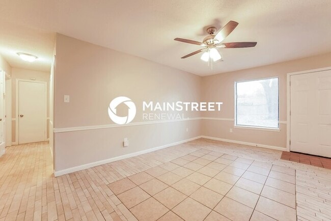 3 Bedroom Pet-Friendly Home in Horn Lake, MS with Main Street Renewal