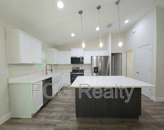 Photo - 9547 N Sandree Dr