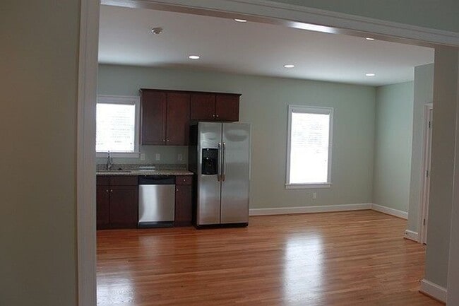 Photo - Large 4-Bedroom, 3.5 Bath Townhouse Minutes Away From VCU