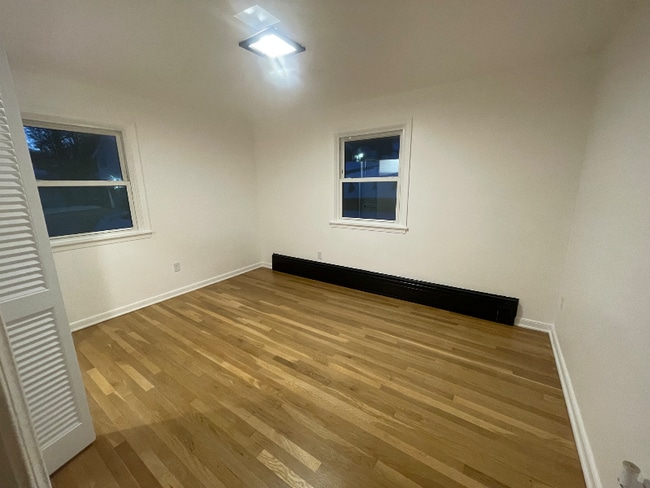 Photo - 44 Chestnut St