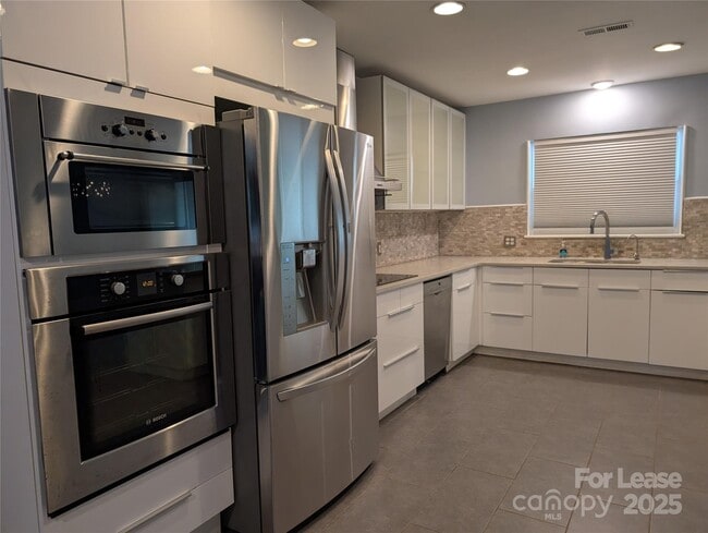 Photo - 1418 Briar Creek Rd