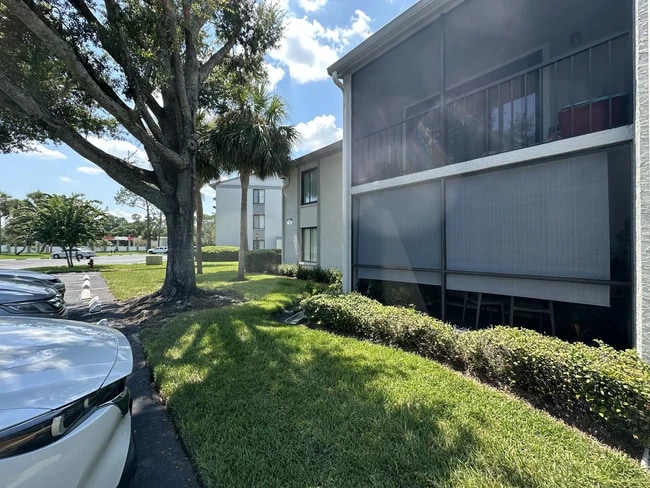 Photo - 1311 S Pine Ridge Cir Unit 1311