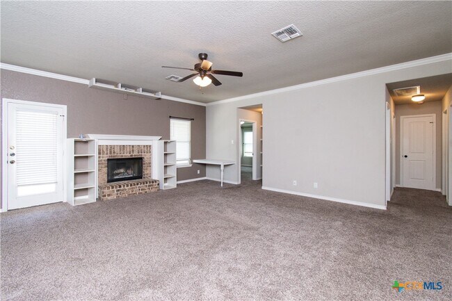 Photo - 2604 Hector Dr