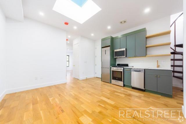 Building Photo - 3 bedroom in BROOKLYN NY 11211 Unit 4 Rental