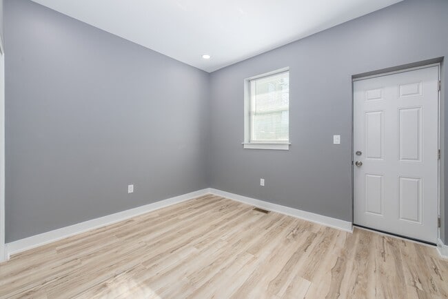 Photo - 1422 Jackson St