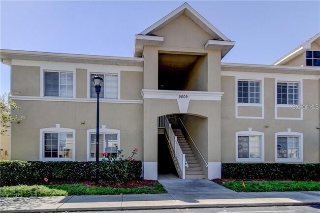 Building Photo - 9509 Amberdale Ct Unit 101 Rental