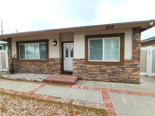 Building Photo - Single-Story 2-Bedroom Home near Downtown Redlands and U of R!